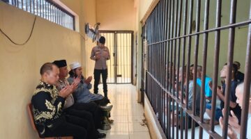 Polisi Bersama Masyarakat, Polres Aceh Tenggara Sentuh Hati Penghuni Rutan Lewat Siraman Rohani